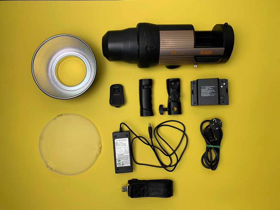 Бездротовий портативний спалах NiceFoto nFlash 680A потужністю 600 Вт.