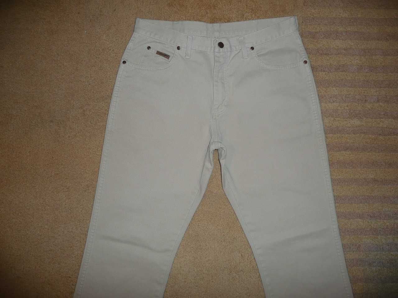 Spodnie dżinsy WRANGLER W34/L34=44,5/110cm jeansy