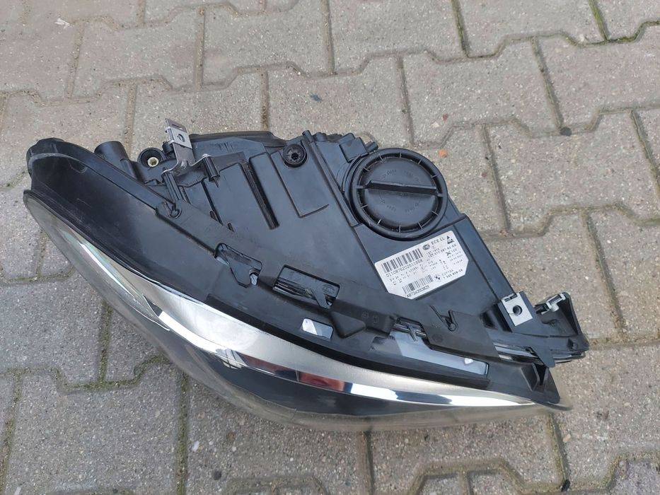 Lampa reflektor BMW F10 F11 LCI LIFT xenon skrętna dynamic prawa EU