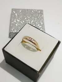Złoty pierścionek 585 14K 1,8 g r: 22,5