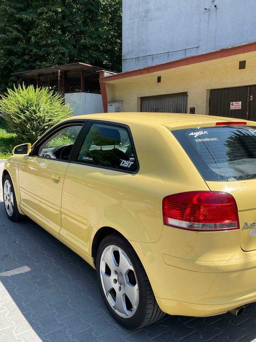 Audi A3 8P / 2004r / 1.6 benzina / klima