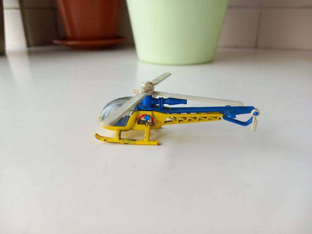 Aviões Matchbox e Helicóptero Guisval e Gatinho Violeta Vintage