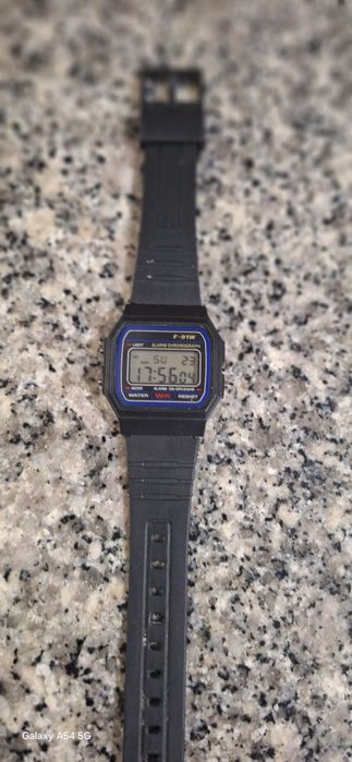 Relogio unisexo novo