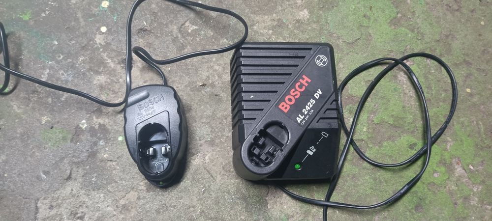 Ładowarka Bosch al 2425 dv