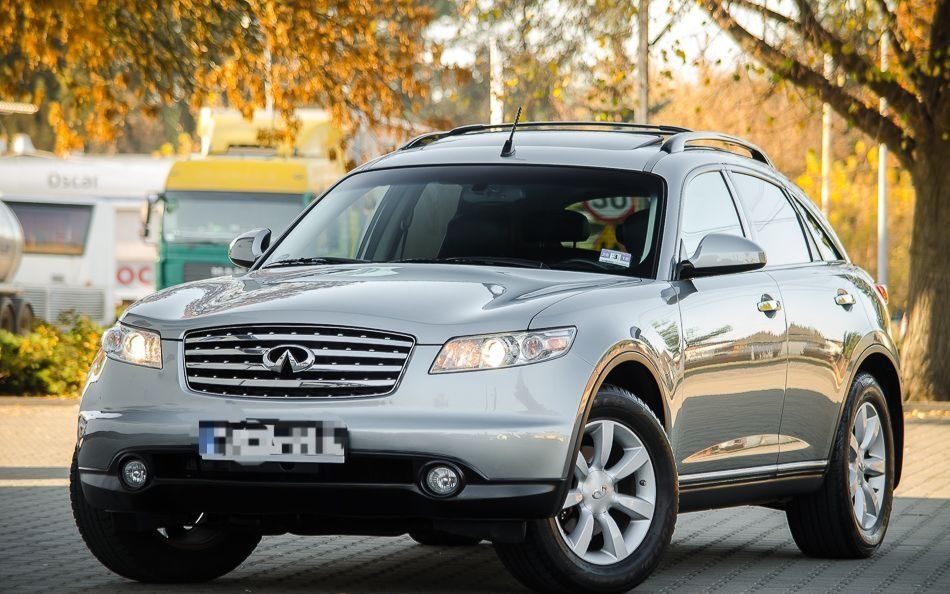 Infiniti FX35 Benzyna + LPG