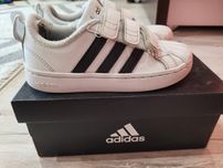Кросівки Adidas 17.5см