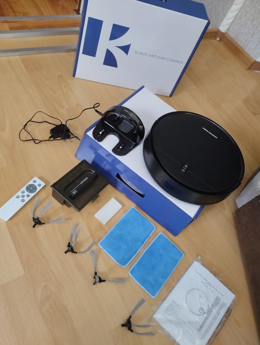 Робот пилосос iRobot вакуумний з вологим прибиранням