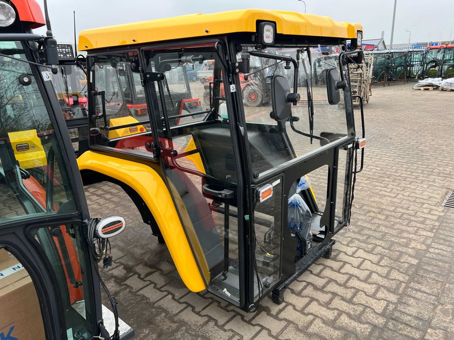 Kabina ciągnikowa Ursus C330 C360 MF235 MF255 T25 +wycieraczka --RATY-