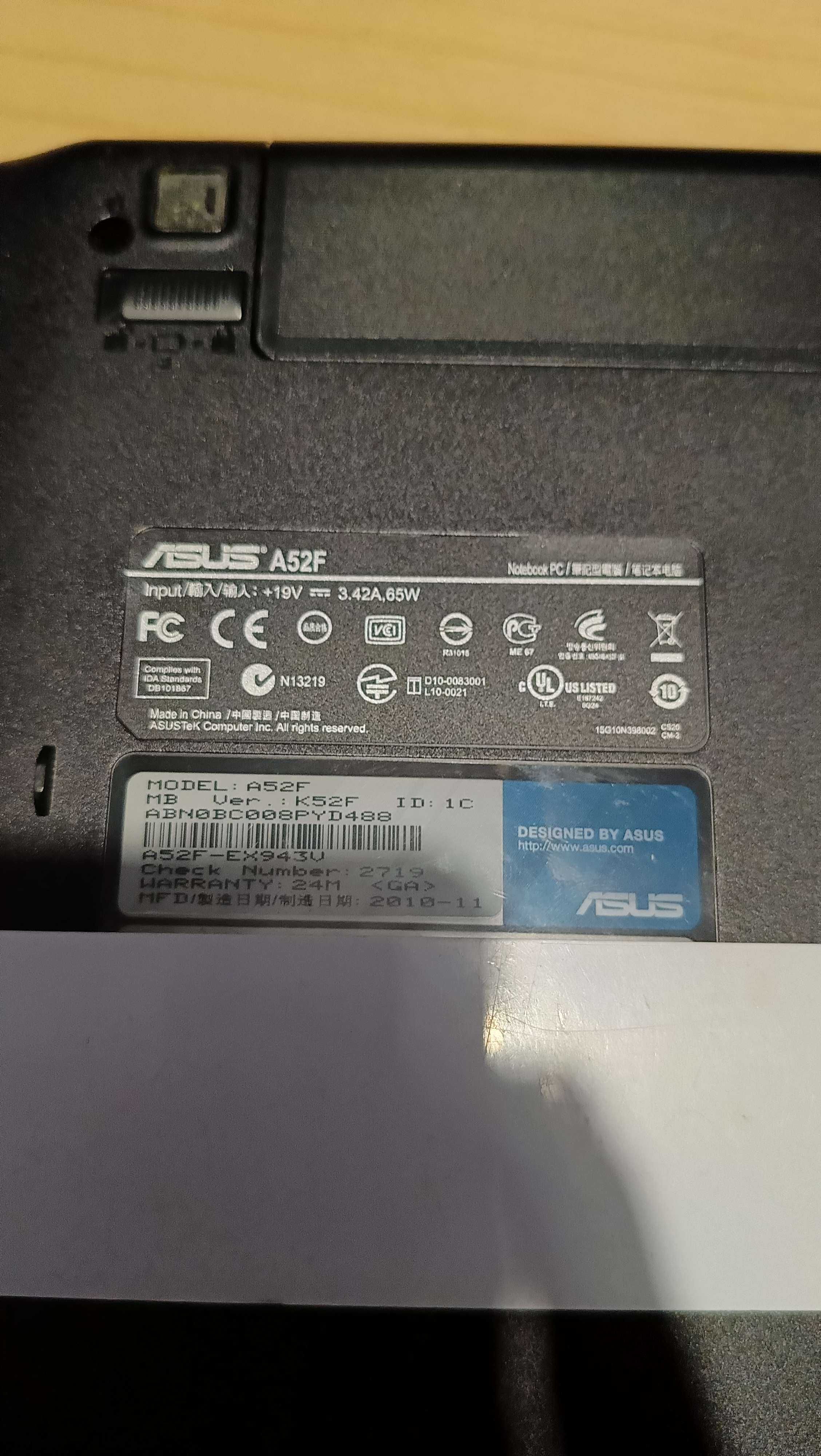 Sprzedam Laptop ASUS A52F + torba