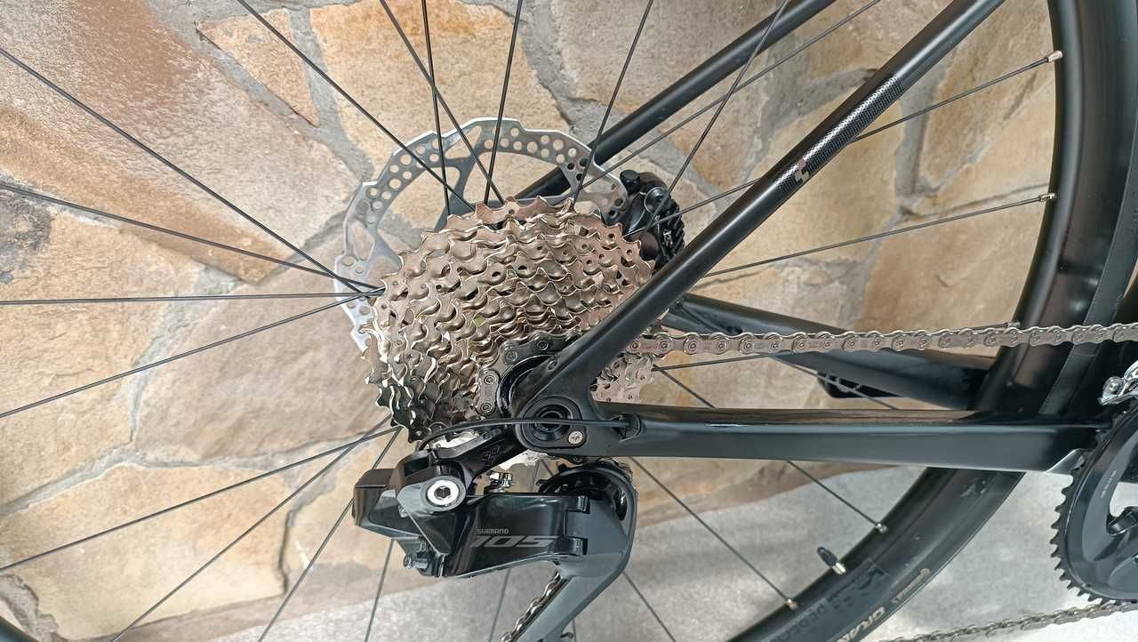 Карбоновий шосейний велосипед Cube ATTAIN GTC SLX 105 Di2