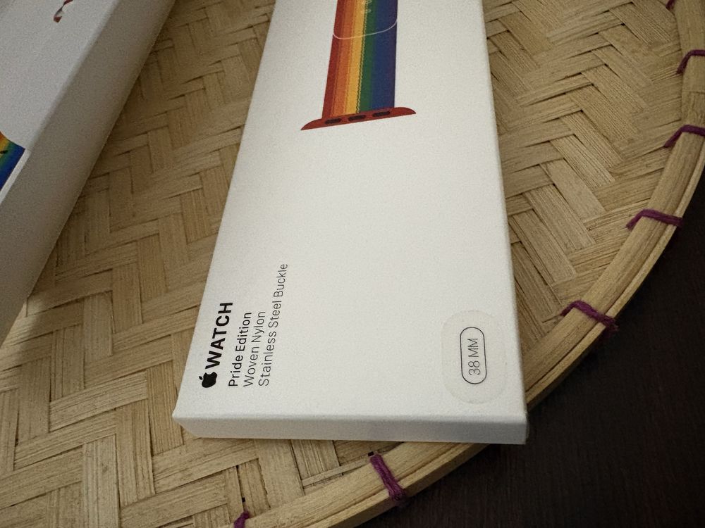 Pasek do Apple Watch limit edition Pride 38 mm