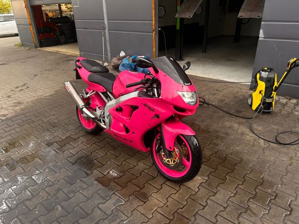 Kawasaki ZX6R NINJA
