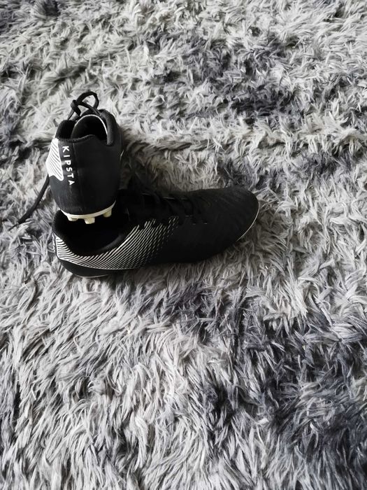 buty piłkarskie korki