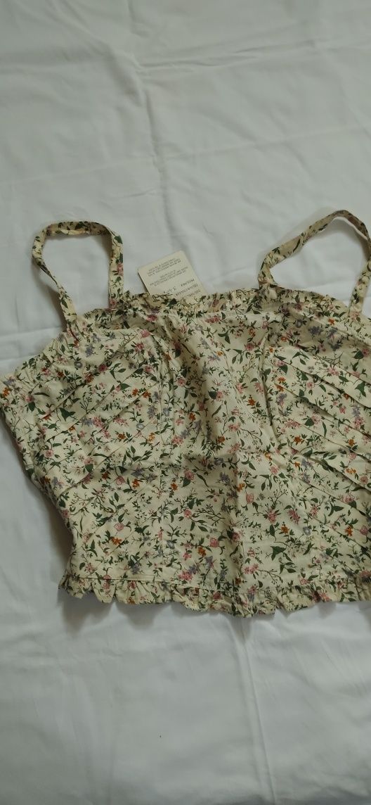 Top multicolor com alças curto.
