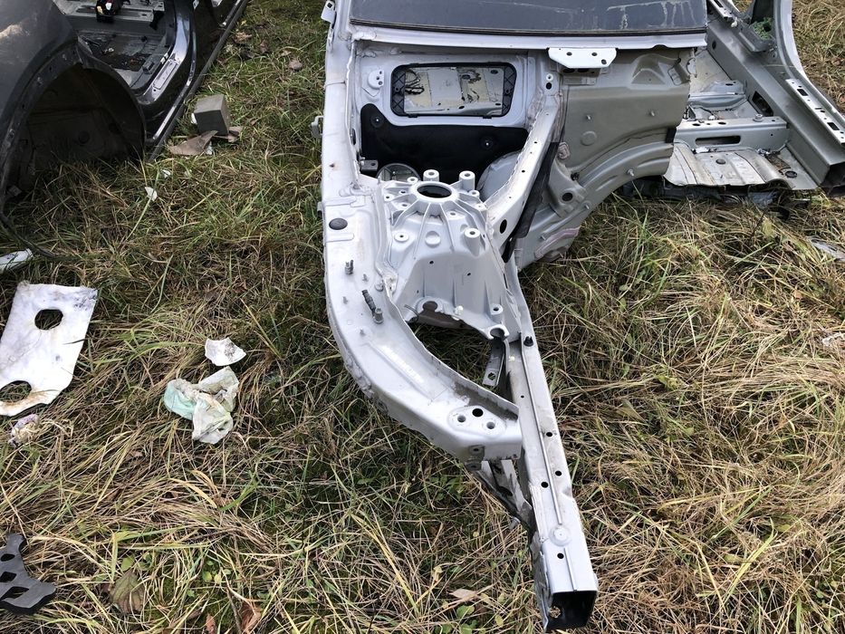 Чверть передня права четверть BMW 3 G20 Колір 490 2019-