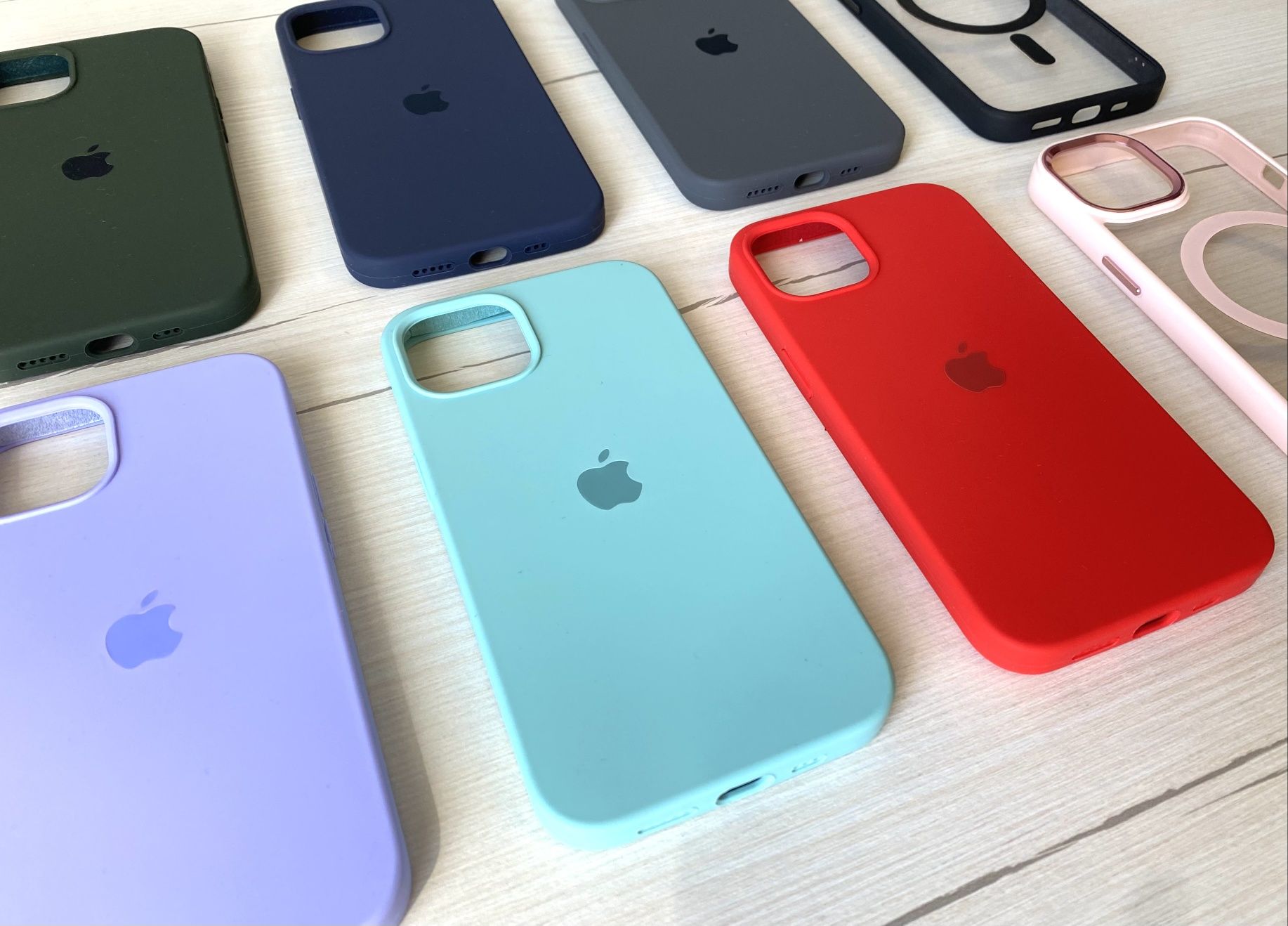Чехол на айфон 13 Silicone Case iPhone 13 микрофибра силиконовый чохол