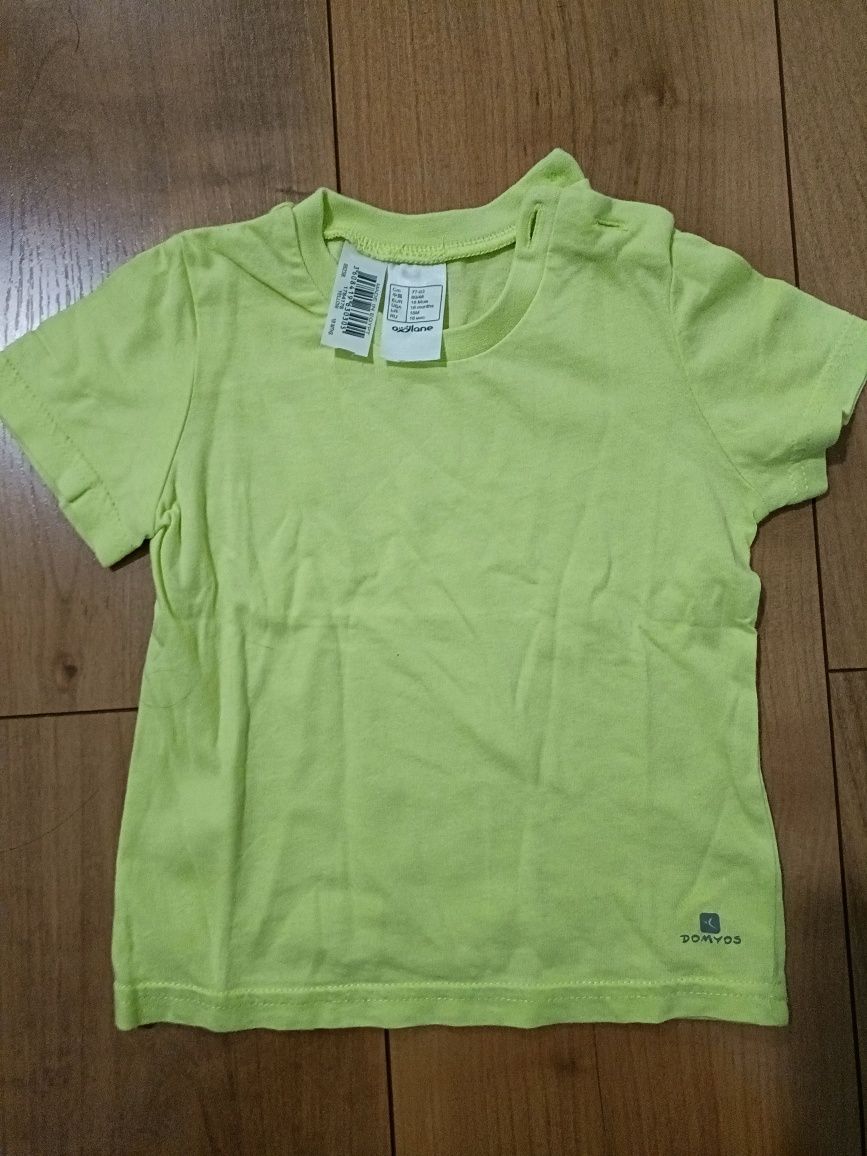 2 T-shirts (Decathlon e Zara) - 12/18 meses