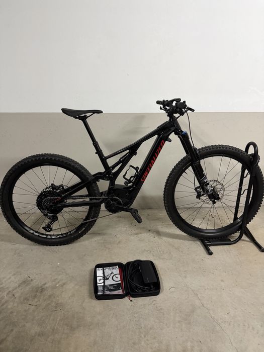 Specialized Turbo Levo FSR elétrica, bateria 700 Wh, tamanho M