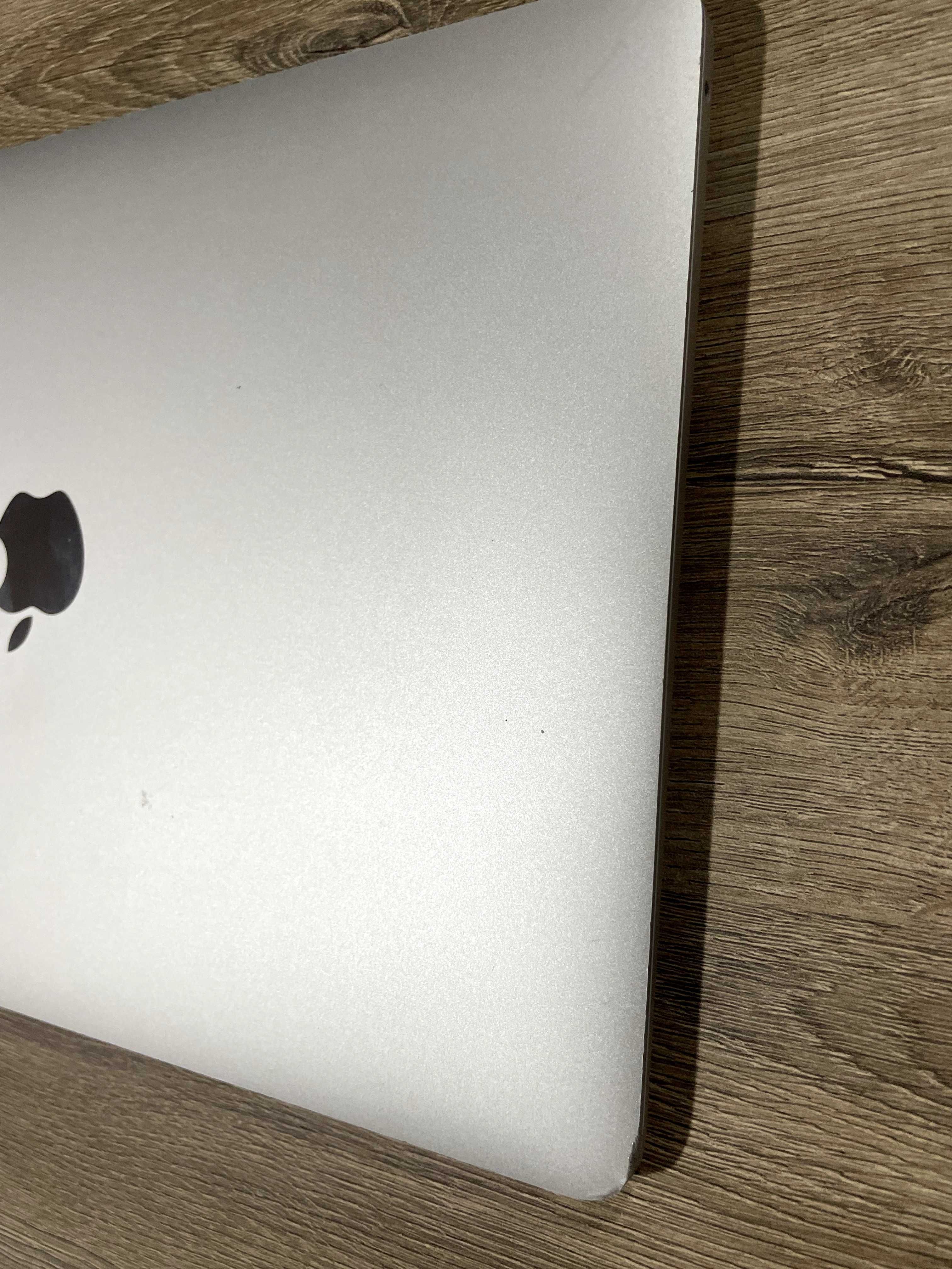 Ноутбук Apple MacBook air 13 M1/16/256 (2021) A2337 Silver