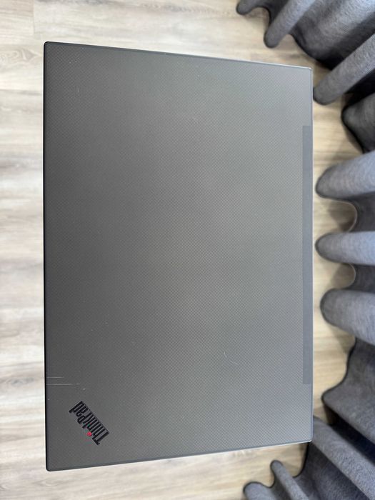Ноутбук Lenovo ThinkPad P1 | Xeon W-10855M T2000 | 16/512 | 4K OLED