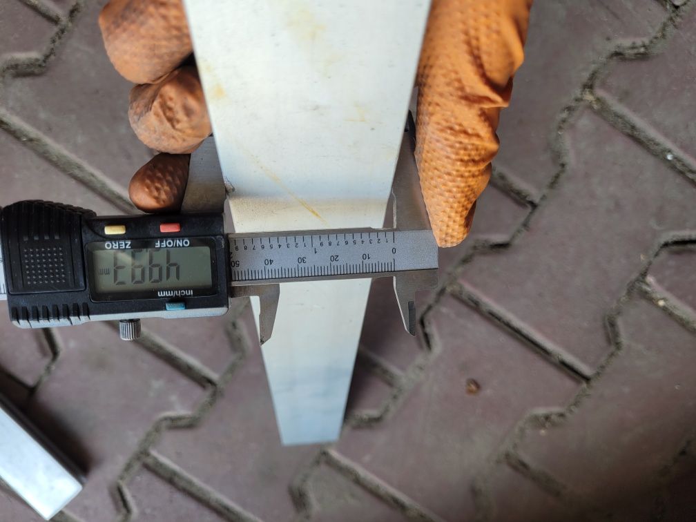 Profil aluminiowy montażowy
