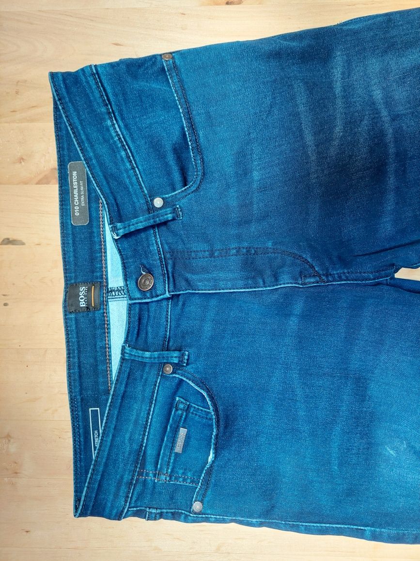 Hugo Boss jeansy 31/32 S/M