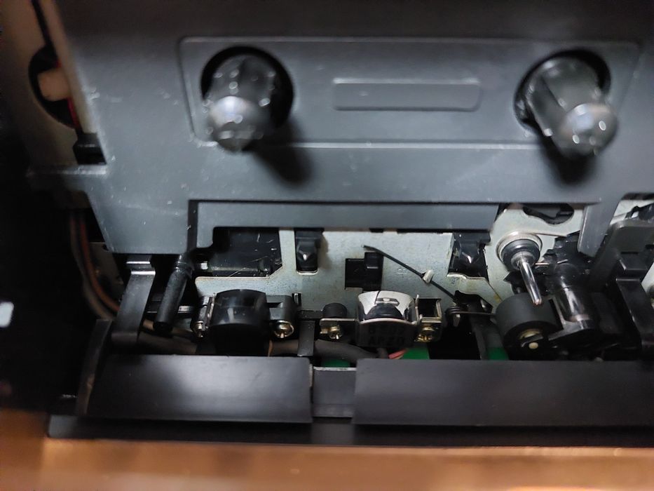 Магнитофон / магнітофон/ магнітола SHARP WF-A60Z (GY)