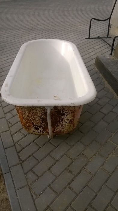 antyk stara duża wanna żeliwna zabytkowa