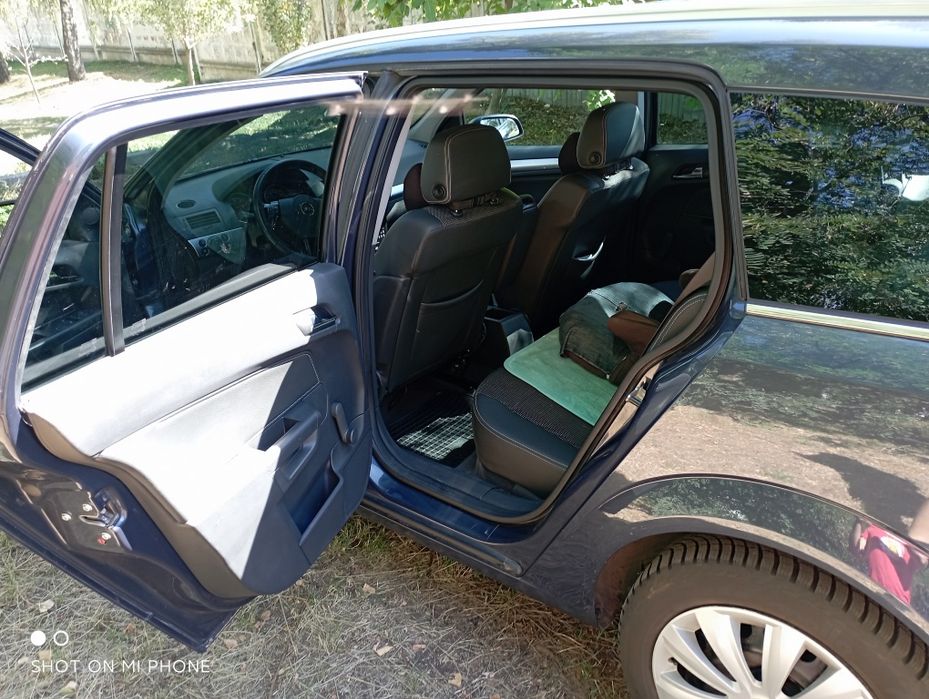 Автомобіль Opel Astra H