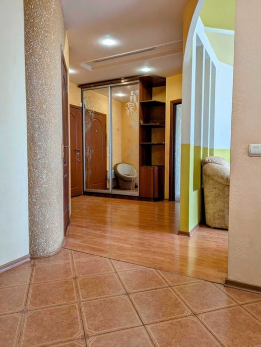 Продам 2 ком. кв. 69м2 в новострое,Алексеевка,ул. Александра Чабана Vi