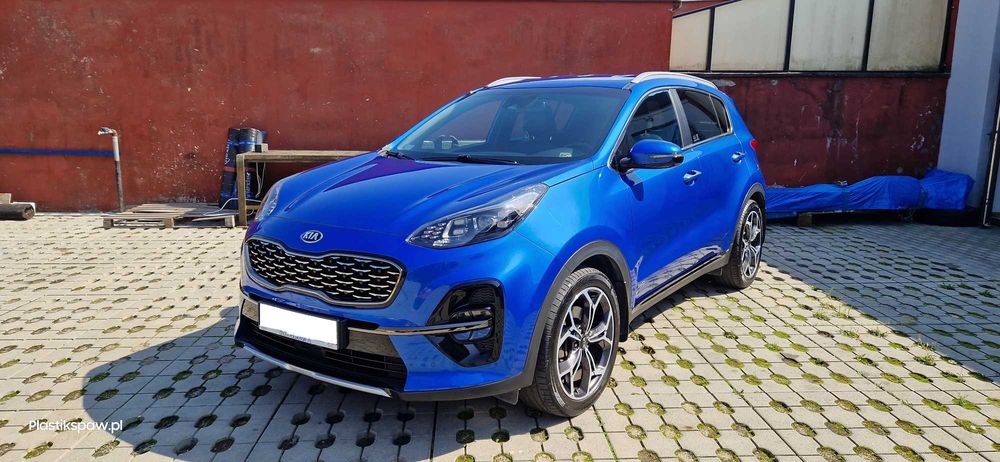 Zabezpieczenie lakieru hybrydową powłoką ceramiczną.