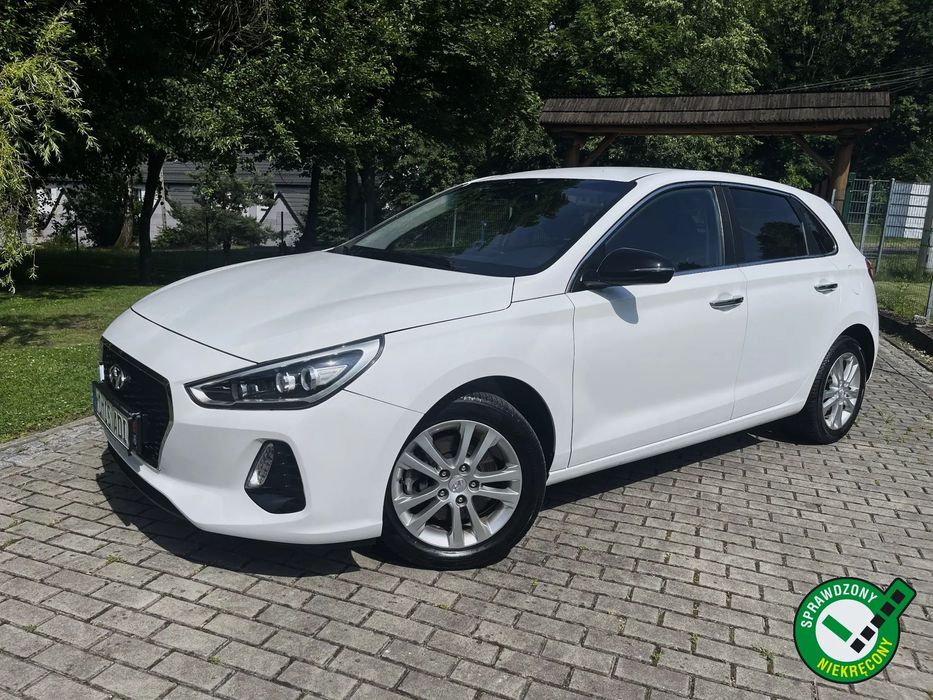 Hyundai I30 1.6CRDi 110KM FULL LED/kamera cofania/NAVI/klimatronik//tylko42tysKM