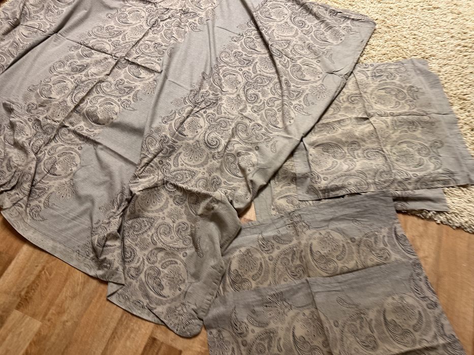 Постільна білизна