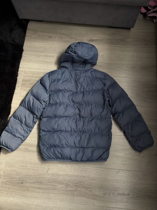 Under Armour szara kurtka pikowana przejsciówka dziecięca 140 146