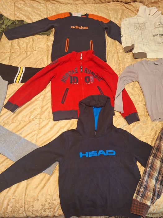 Пакет одягу  на хлопчика 6-8 років.