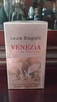 Woda toaletowa Venezia  Laura Biagiotti  25 ml/Nowa Zafoliowana.