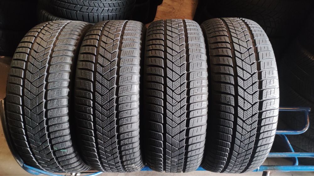 225/55/18 R18 Pirelli Sottozero 3 4шт зима