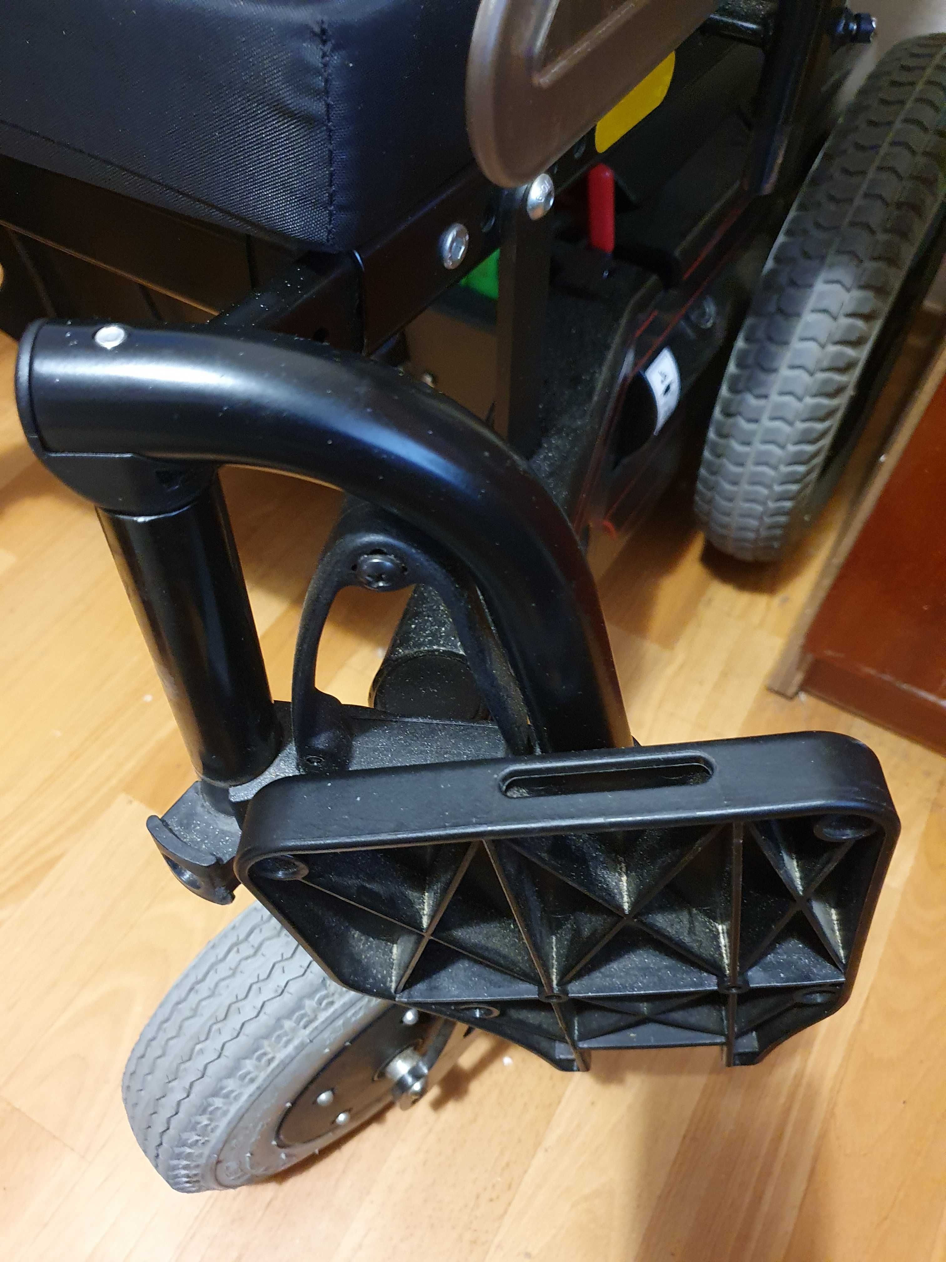 Wózek elektryczny inwalidzki OTTO BOCK B-400 w bardzo dobrym stanie