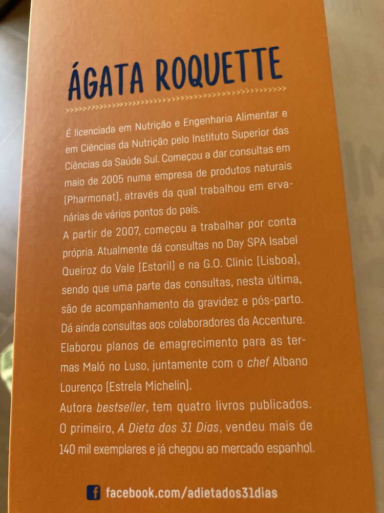 2 Livros da Ágata Roquette