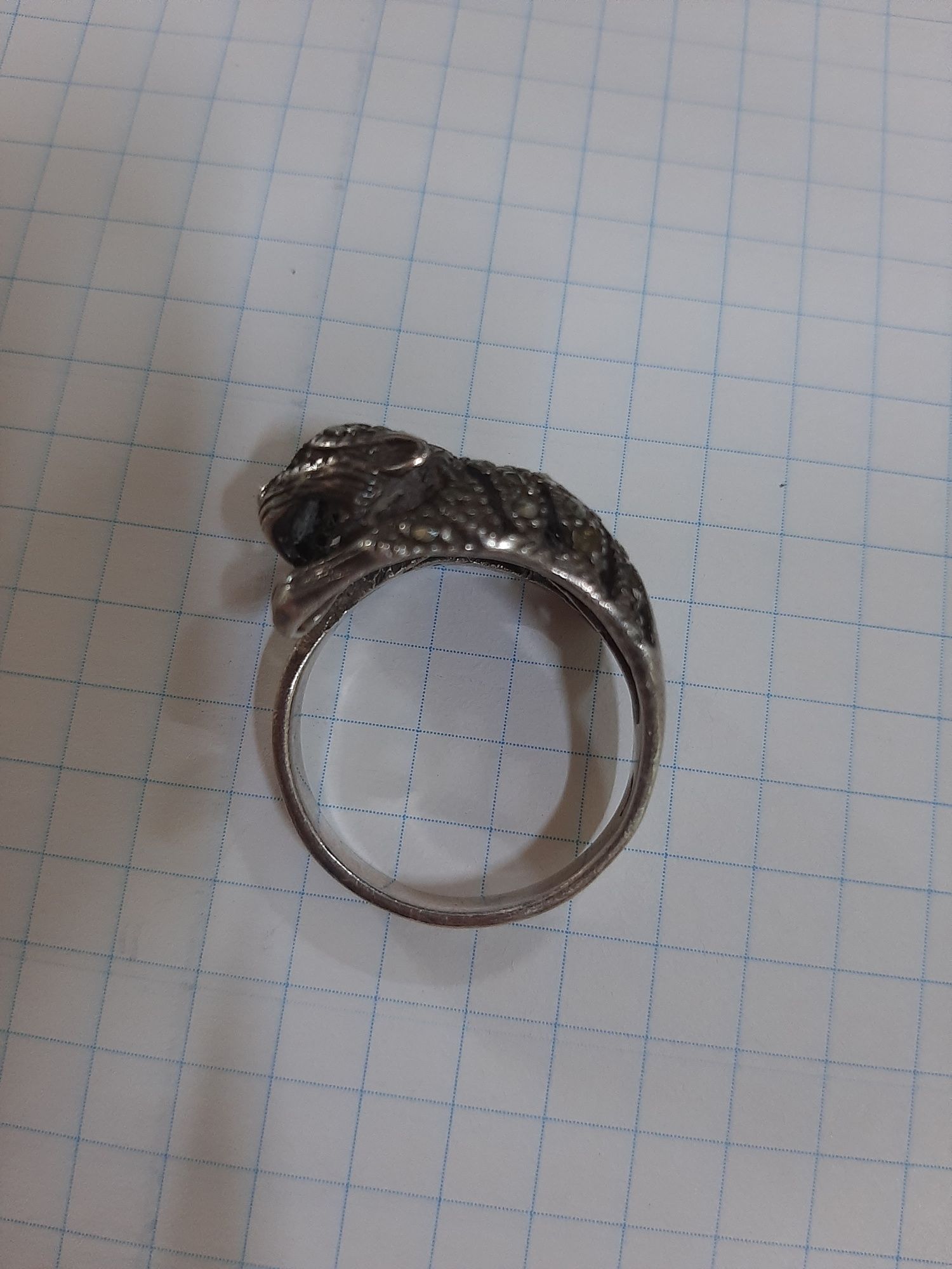 Серебряное кольцо с тигром