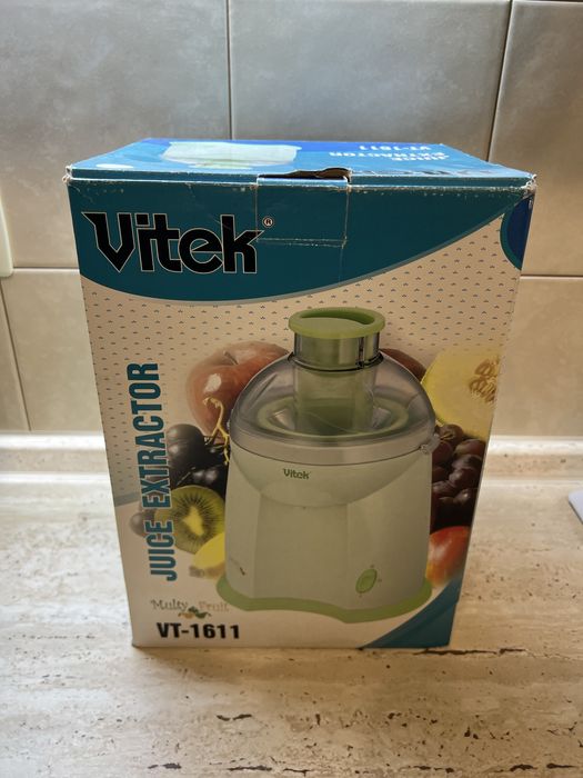 Соковижималка Vitek 200 Вт