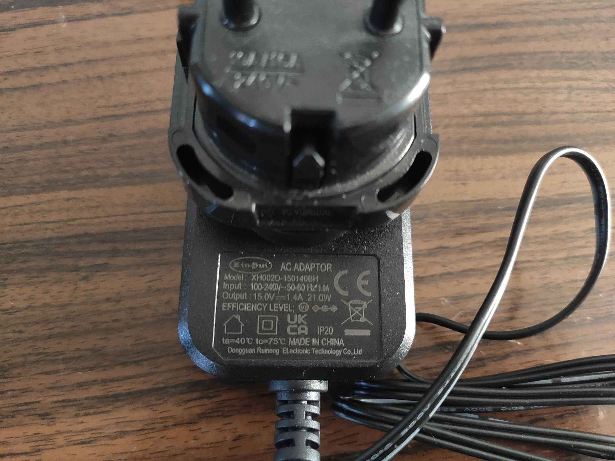 Zasilacz ładowarka 21W 15V 1.4A AC/DC 3,5 x 1,4  do Amazo Echo Fire
