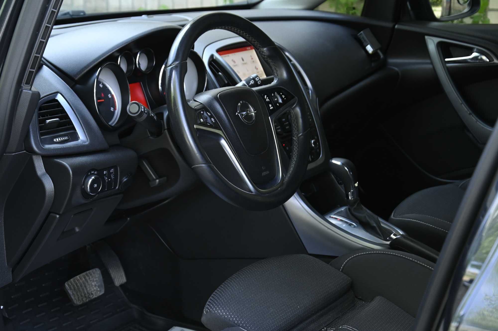 Opel Astra 2014р