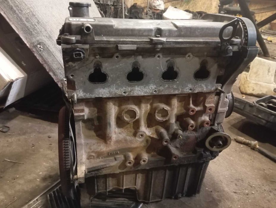 Головка блоку цилидров , ГБЦ FORD ESCORd zetec 1.6 16V 958M-6090-AD