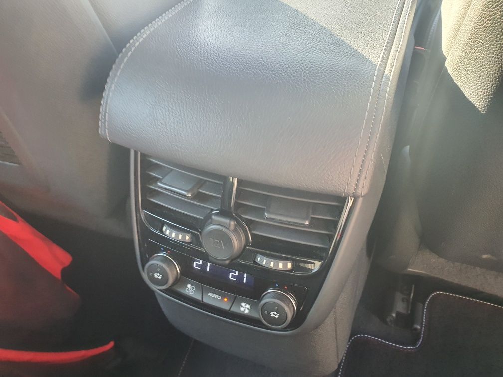 Peugeot 508 hybryda 2,0 HDi 163 km