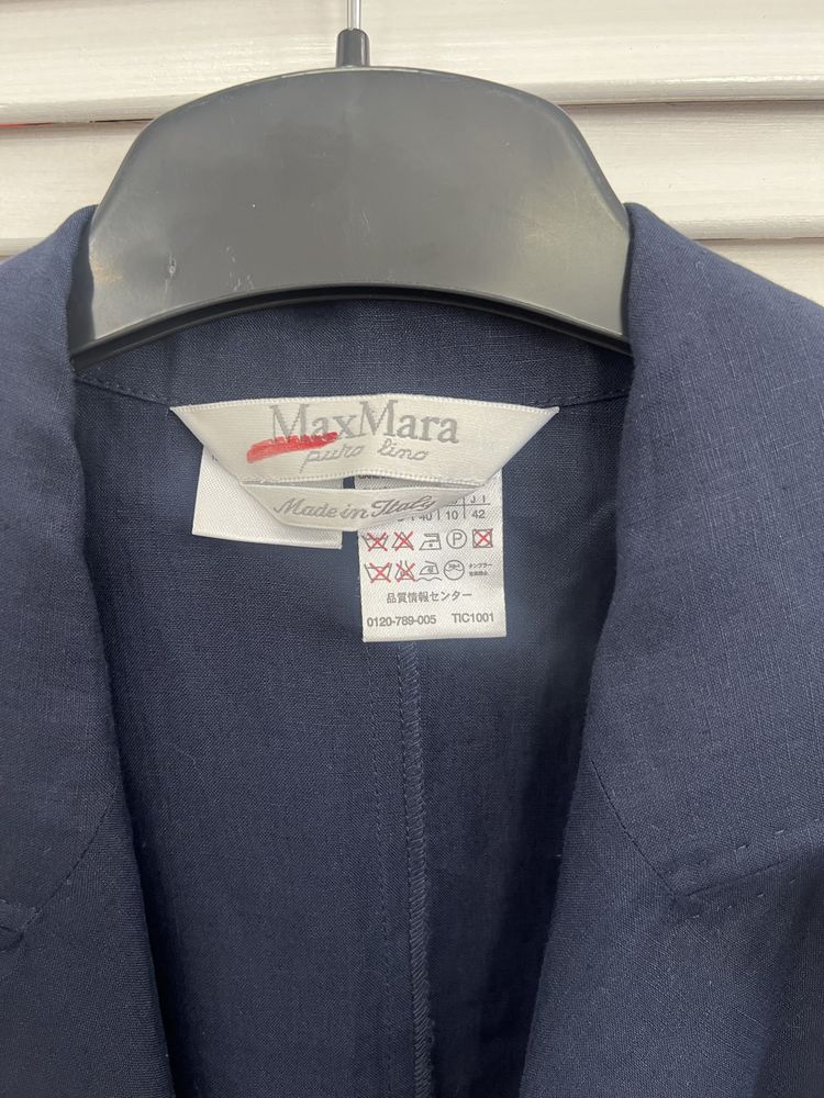 Сукня від бренду Max mara