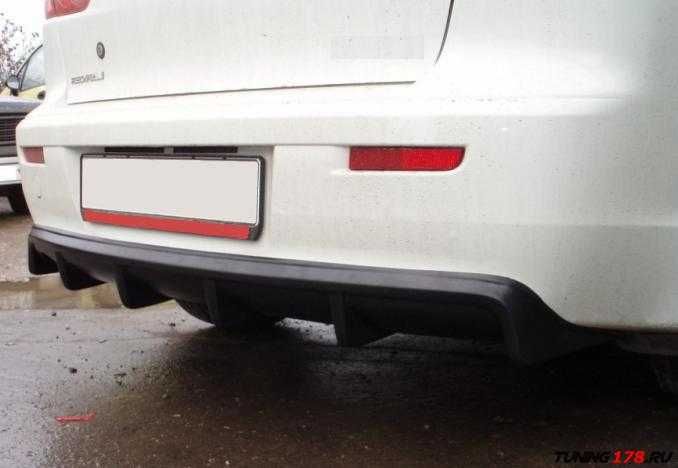 Дифузор під задній бампер Mitsubishi Lancer X ABS ПЛАСТИК