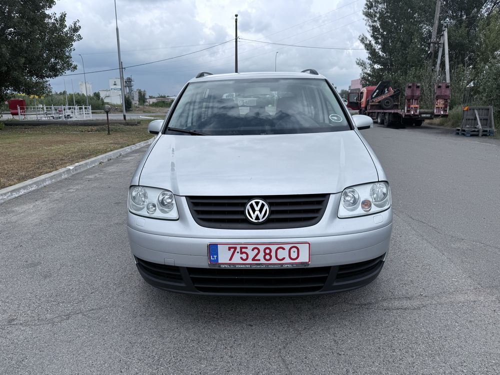 Продам VW Touran 1.9D