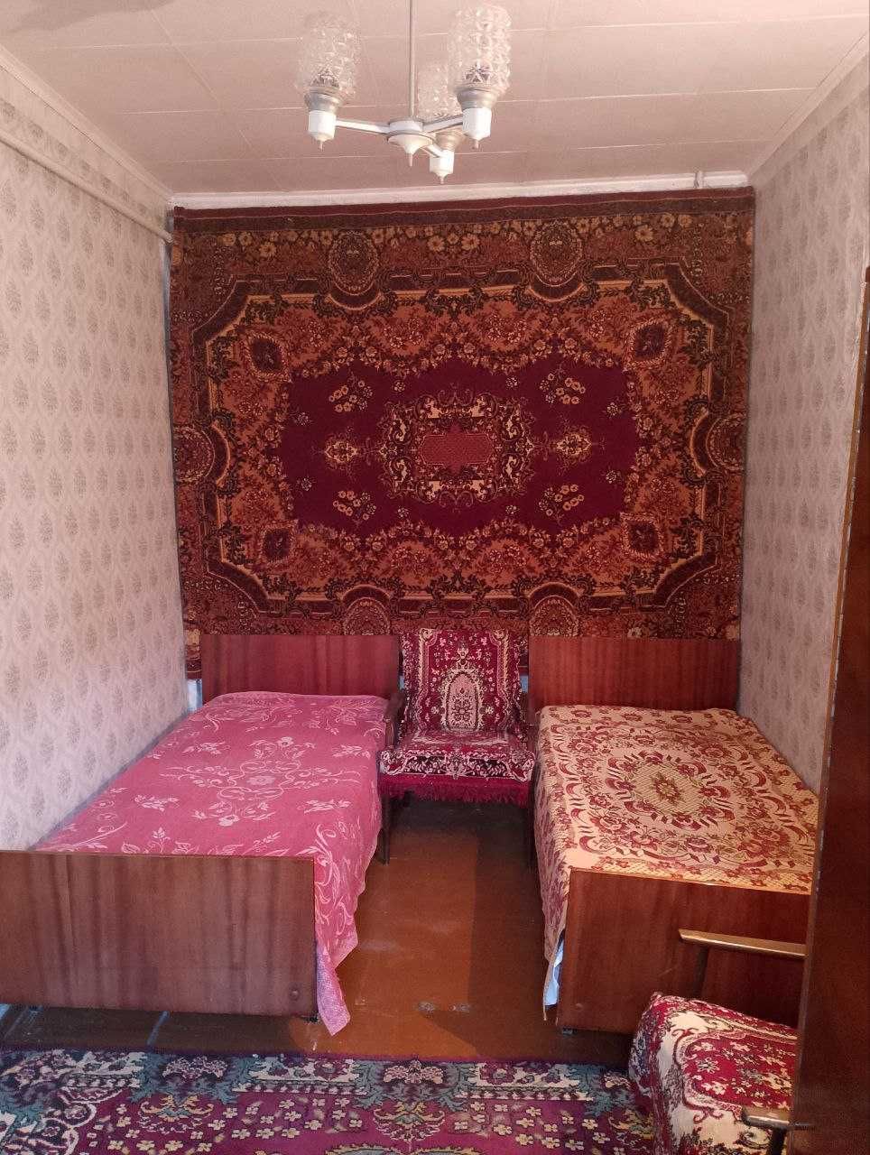 Продается дом на два отдельных входа, рядом с метро Киевская