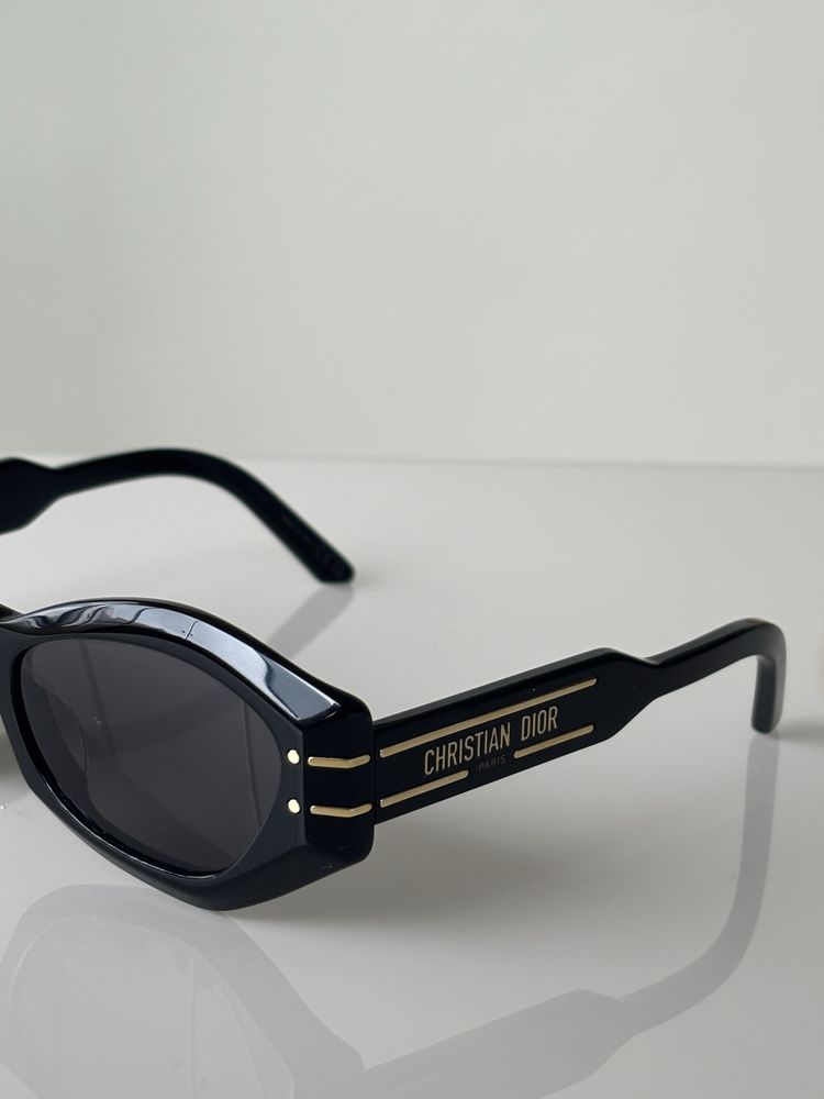 Óculos de sol Christian Dior B1U